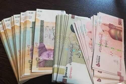 فروش نفت و خنثی سازی تحریم در دستور کار قرار گیرد