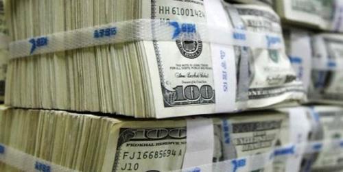 ارز به میزان کافی وجود دارد واردکنندگان نگران نباشند