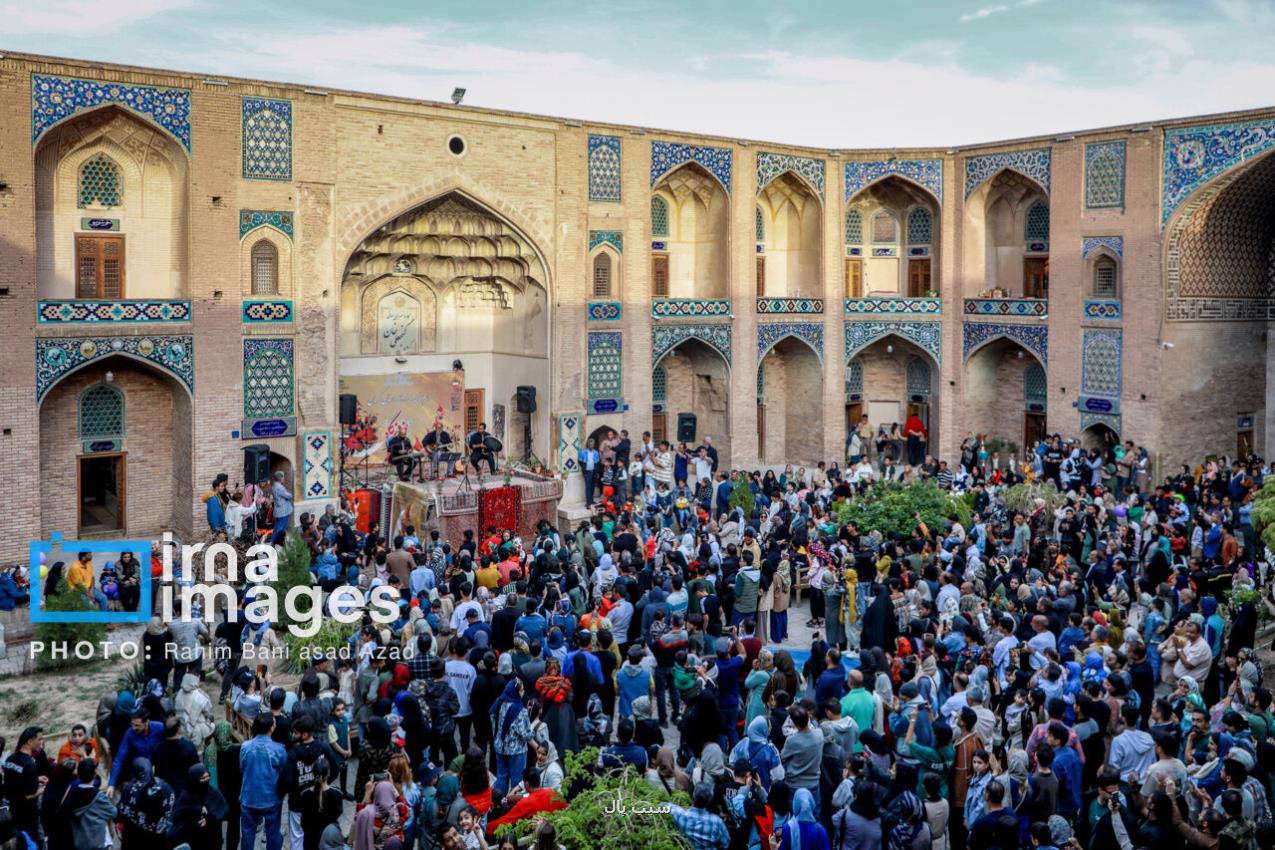 طرح های مهم پیشران گردشگری در دستور کار دولت می باشد