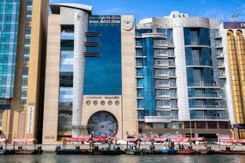 روز دی اقتصادی آمریکا بانکهای ایران باز، تحریمها بی اثر